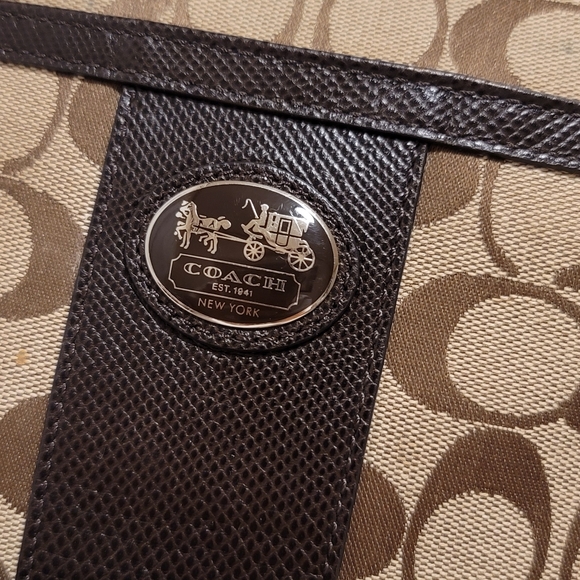 Coach canvas crossbody and wallet - Picture 9 of 12